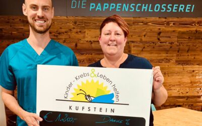 Pappenschlosserei mit Dr Scott spendet